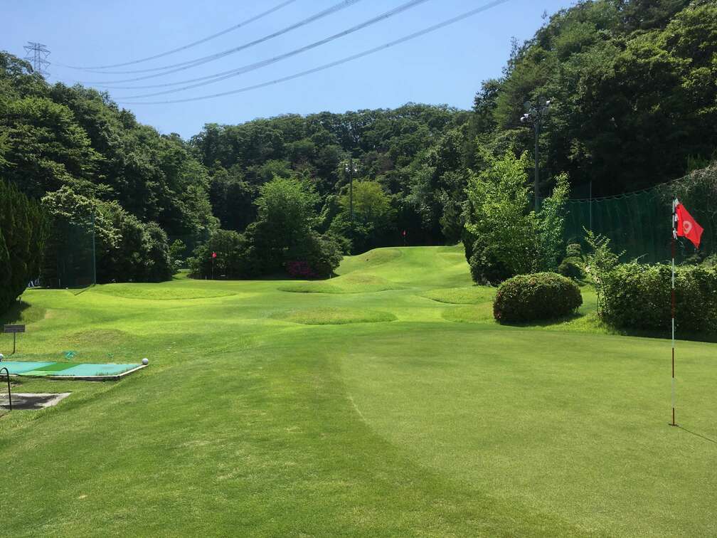 大阪府四條畷市のゴルフ練習場ショートコース